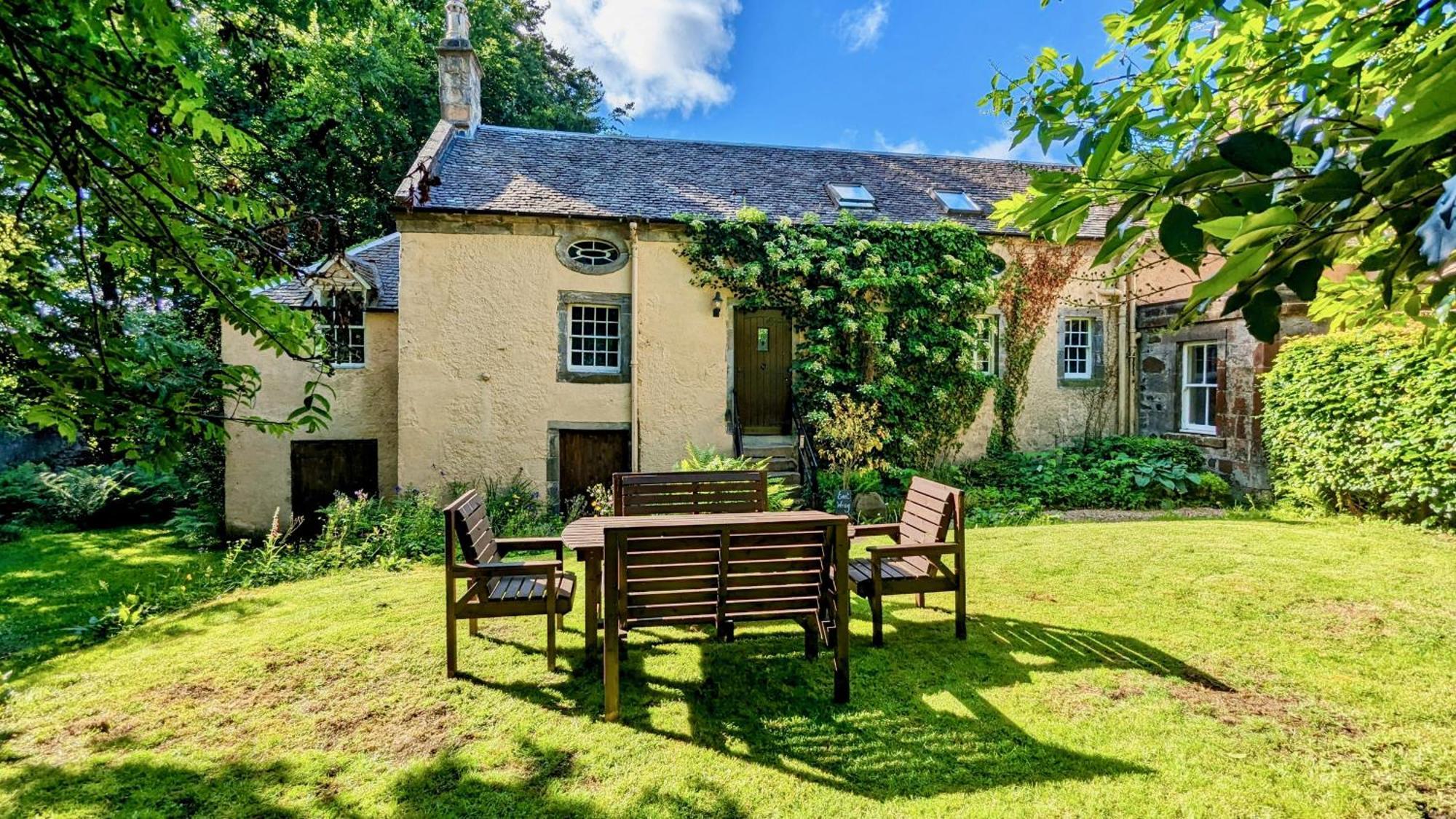Powis House East Cottage Stirling Exterior photo